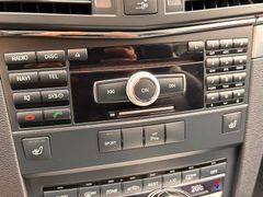 MERCEDES-BENZ E 200 CGI Coupe*Bi-Xenon*Comand*Leder*Memory