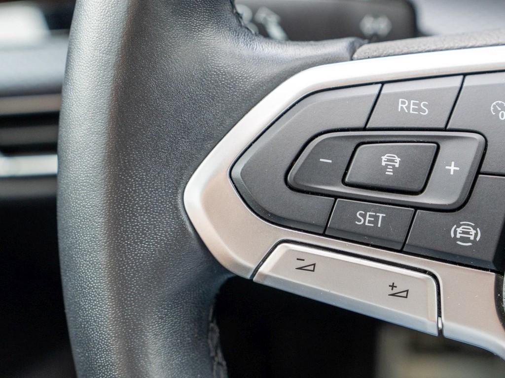 Volkswagen Golf VIII 1.0 TSI United AHK, Harman Kardon, миниатюра 19
