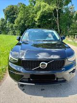 Volvo XC40 B4 Ultra Dark DCT Ultra Dark - Volvo XC40: Ultra Dark