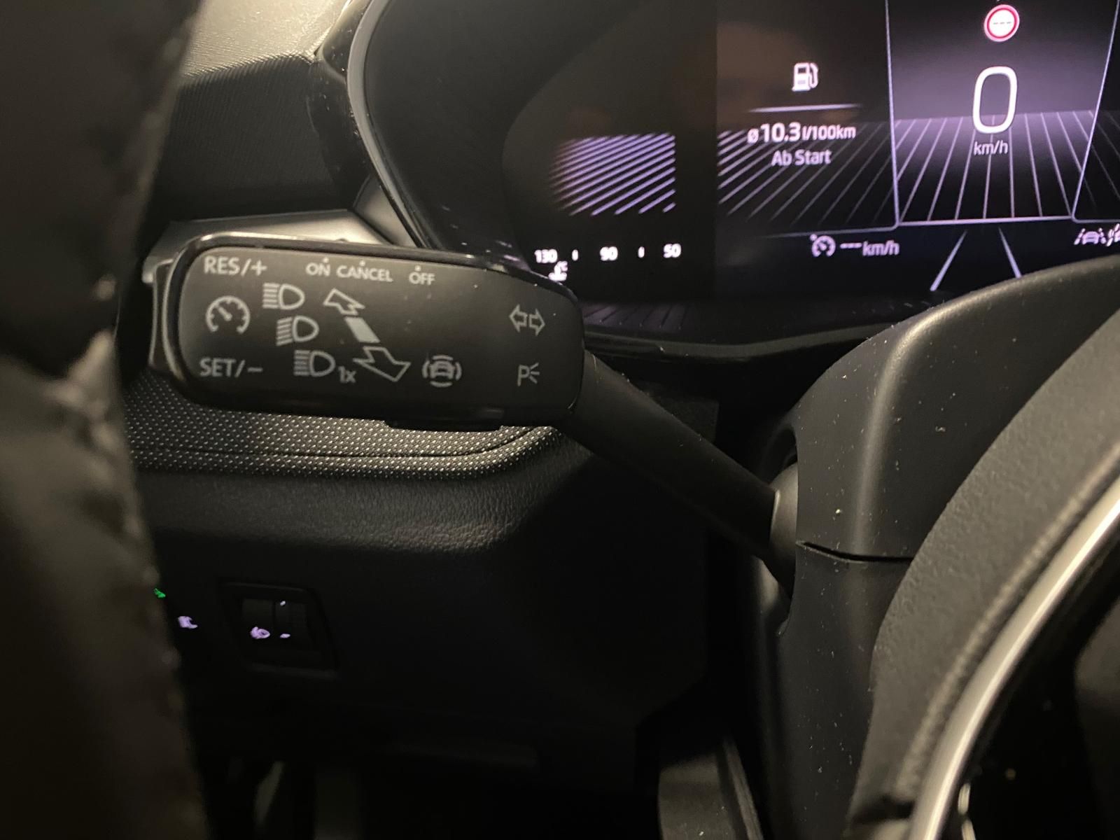 Fahrzeugabbildung SKODA Fabia 1.0 TSI Selection APP+5J. GARANTIE+KAMERA+
