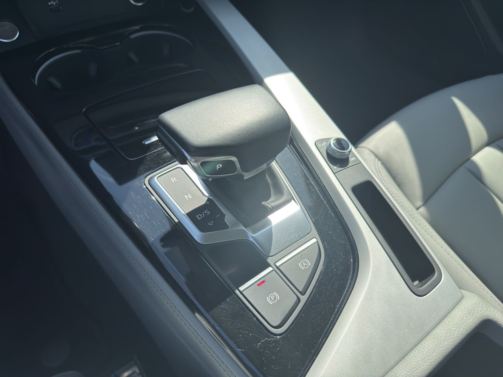 Audi A4 - Bild 12