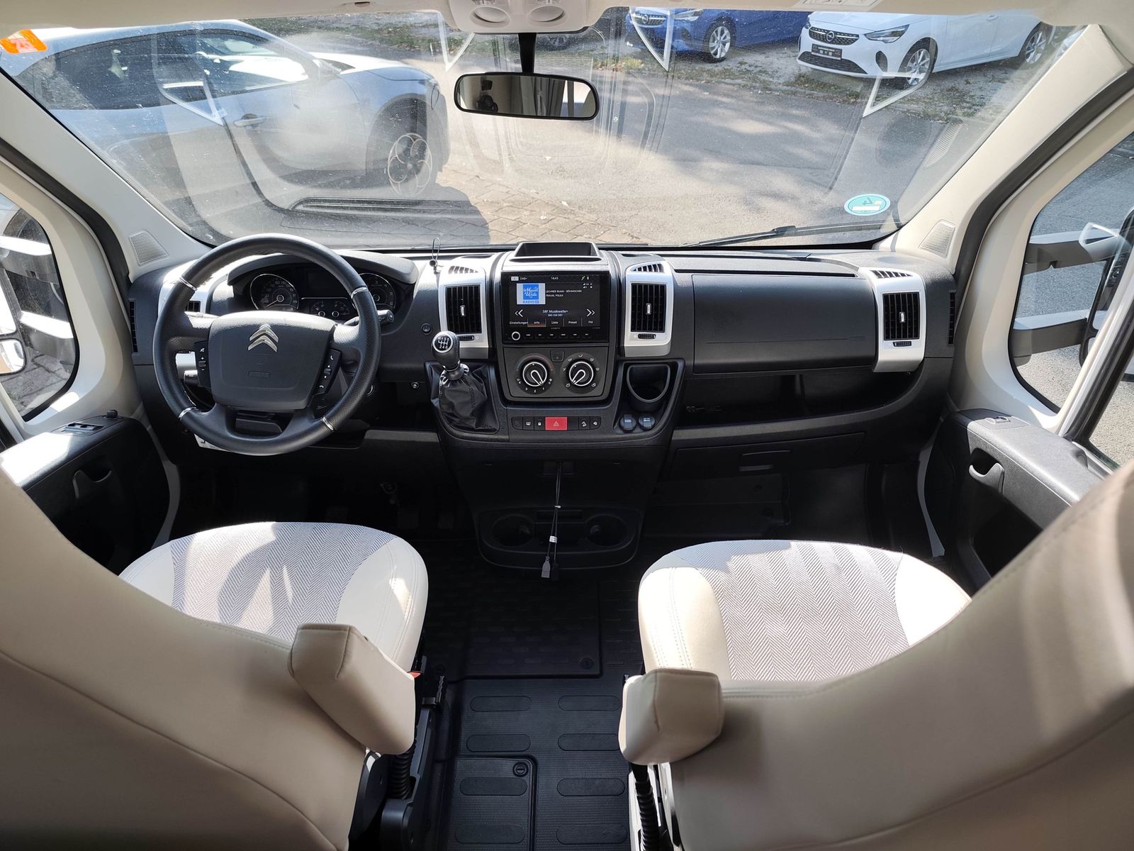 Fahrzeugabbildung Etrusco T6900 SB Complete Edition