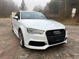 Audi S3 Lim. 2.0 TFSI quattro - Audi S3 mit Benzin-Antrieb: Limousine