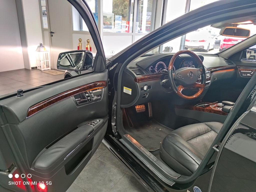 Mercedes-Benz S 550