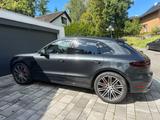 Porsche Macan Turbo I Modelljahr 2017 I 2. Hand  - Porsche Gebrauchtwagen in Bonn