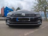 Volkswagen Passat Variant 2.0 TDI R-Line/Matrix/Kamera/ - VW Passat Variant von privat