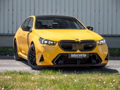 BMW M5 – 3 / 32