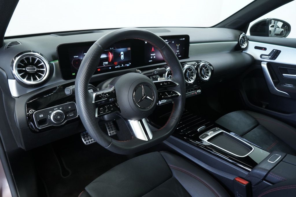 Mercedes Benz A 200