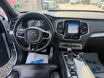 Volvo XC90 - 9