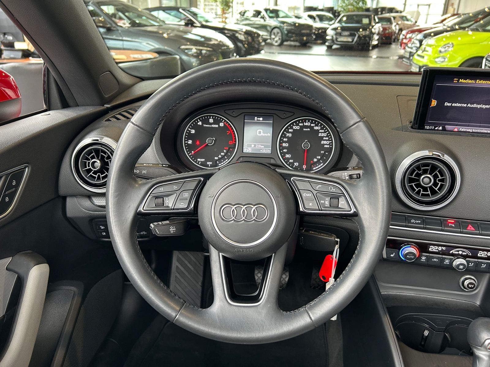 Fahrzeugabbildung Audi A3 Cabriolet 35 TFSI design XEN NAV SHZ 17"