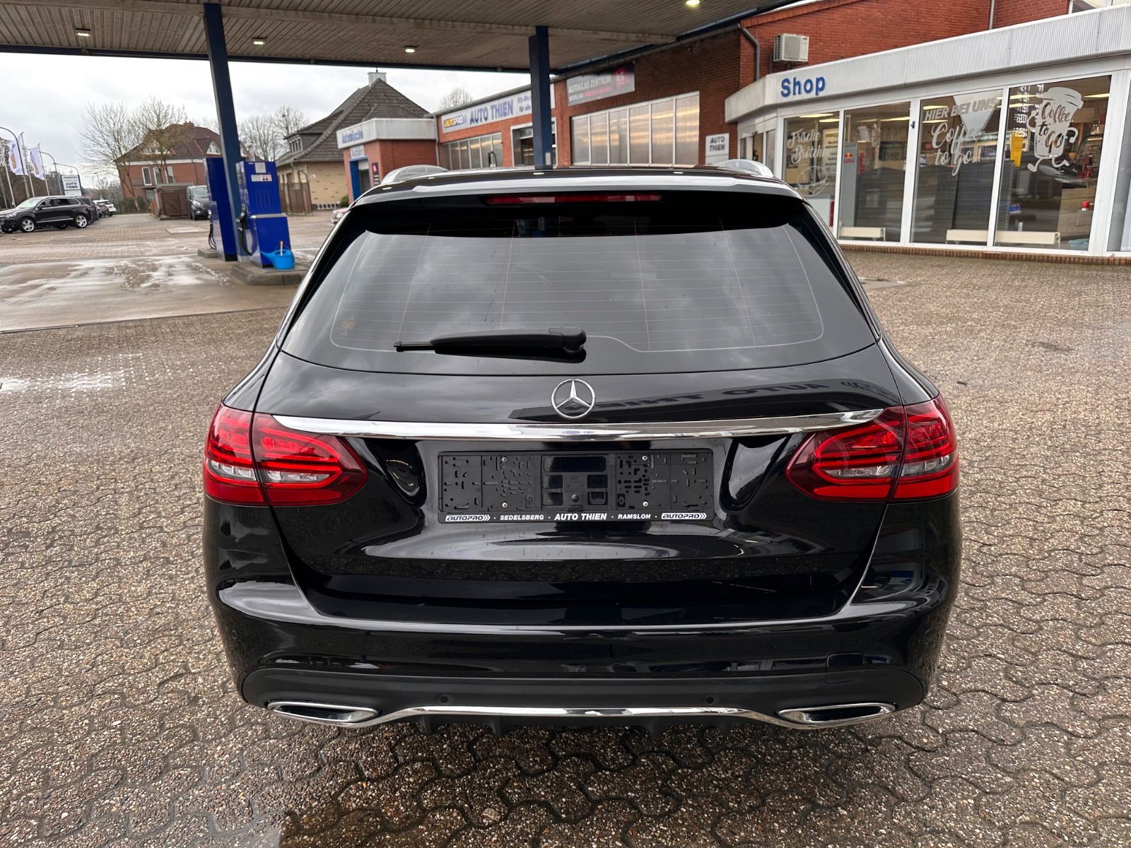 Fahrzeugabbildung Mercedes-Benz C 220 d T-Modell AMG Line Autm. LED/Navi/GRA/PDC