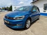 Volkswagen Touran 1.4l TSI Highline Navi LED - Volkswagen Touran mit Benzin-Antrieb: Blau, Berganfahrassistent