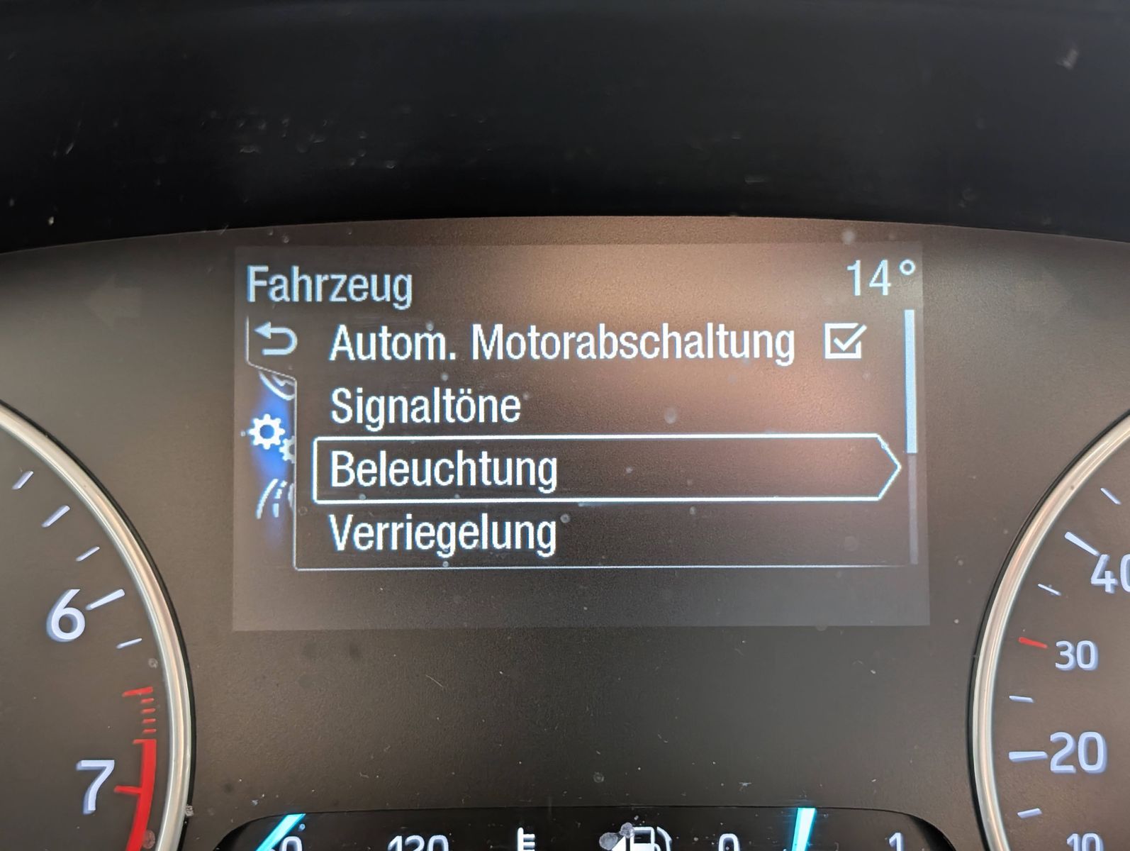 FORD EcoSport  1.0 EcoBoost Titanium Automatik Navi – Bild 28