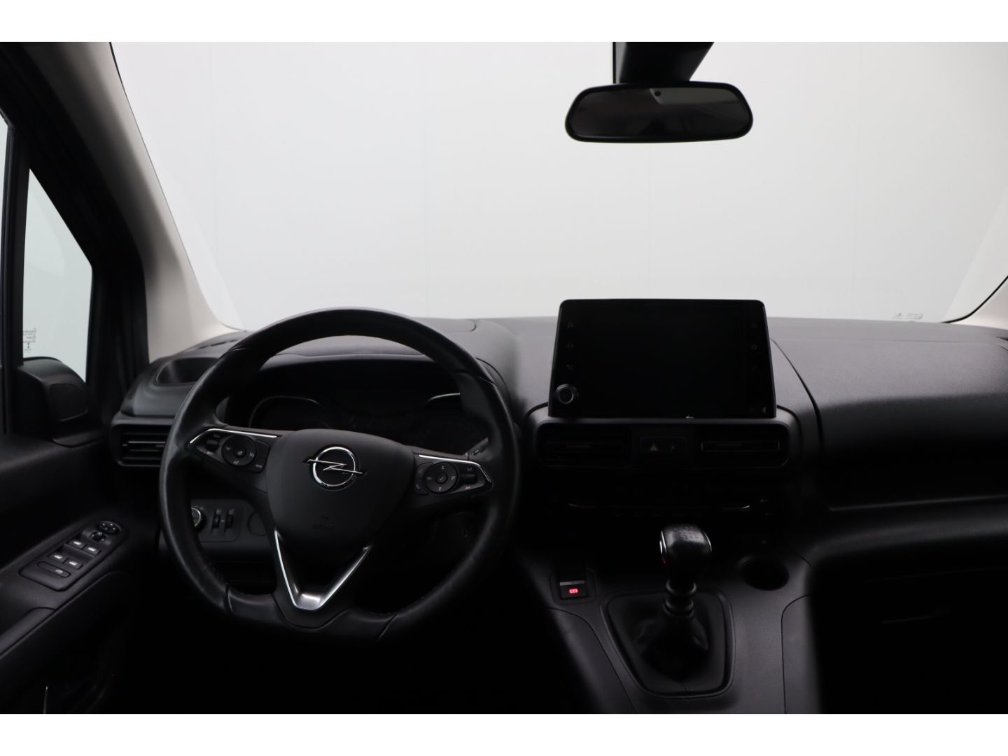 Fahrzeugabbildung Opel Combo Life INNOVATION AHK Kamera SHZ
