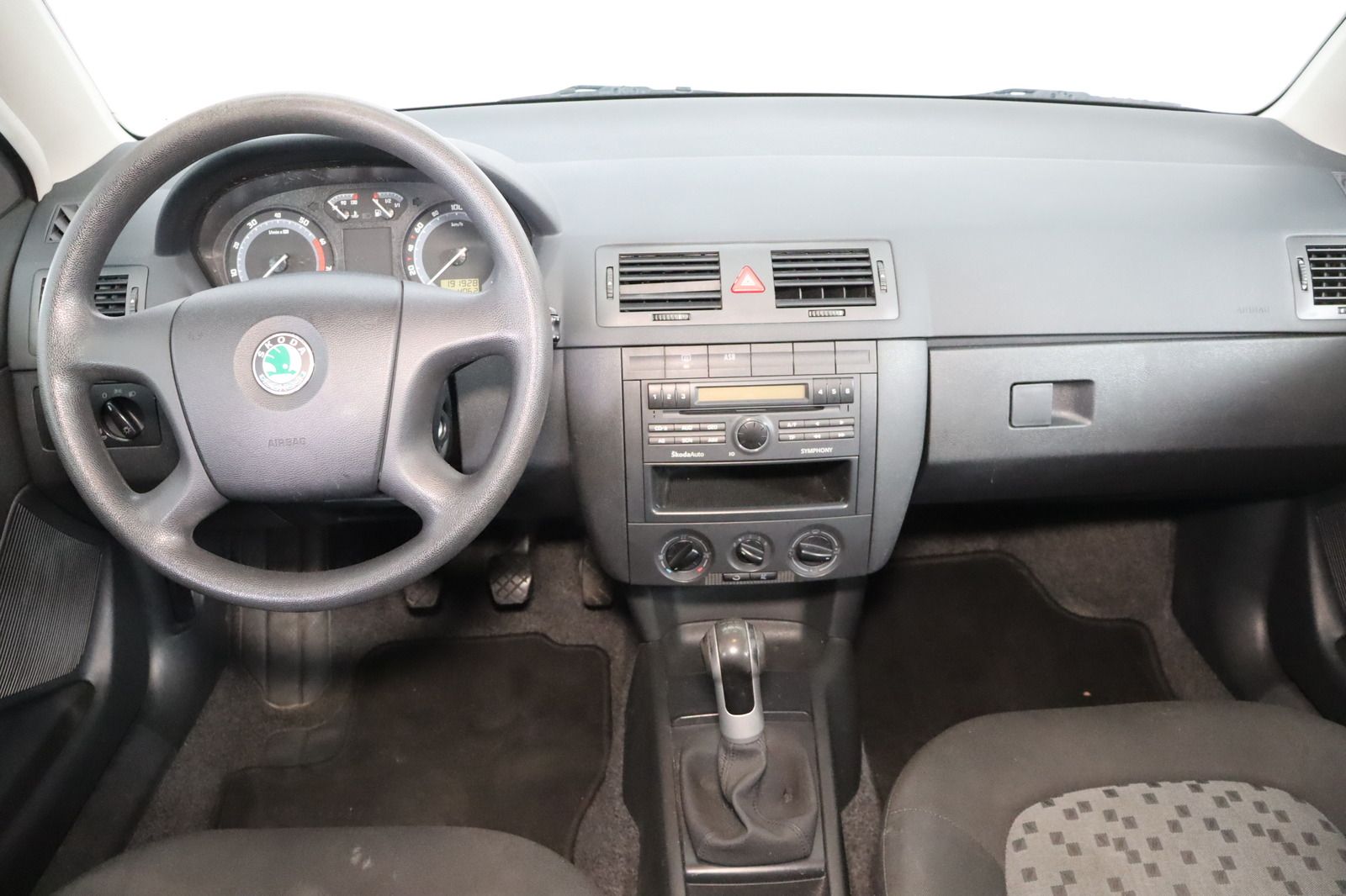 Fahrzeugabbildung SKODA Fabia 1.4 16V Cool Edition * Klima *