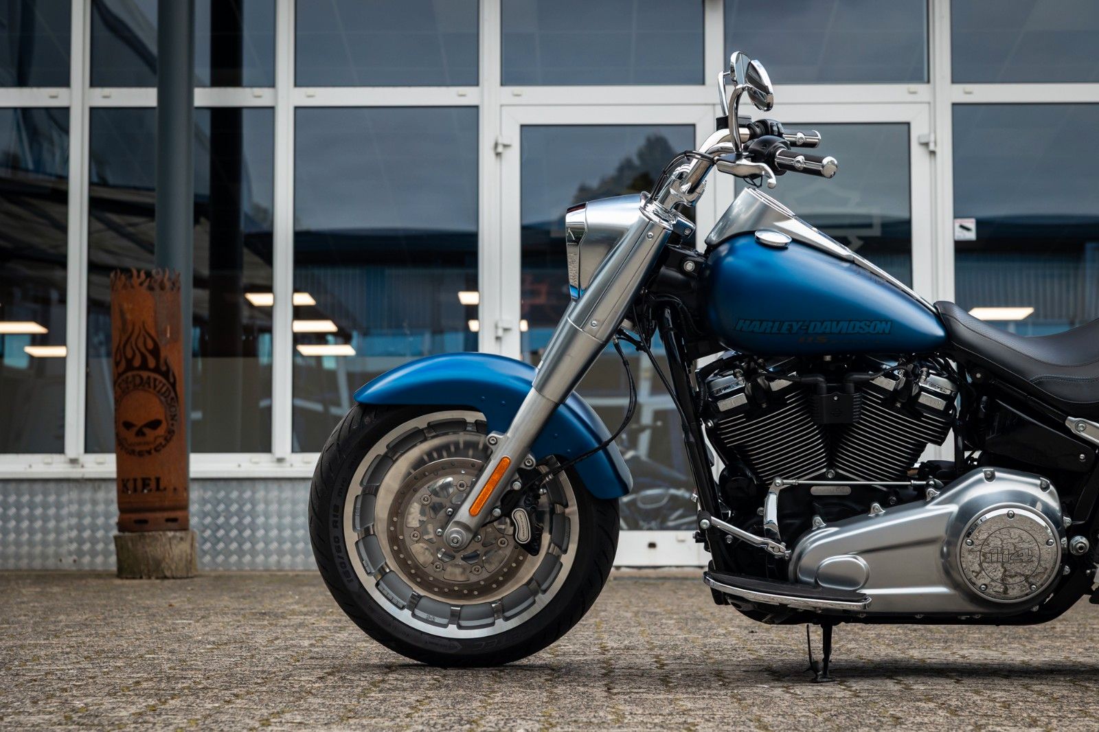 Fahrzeugabbildung Harley-Davidson FLFBS FAT BOY SOFTAIL 114 CUI ANV. JEKILL&HYDE