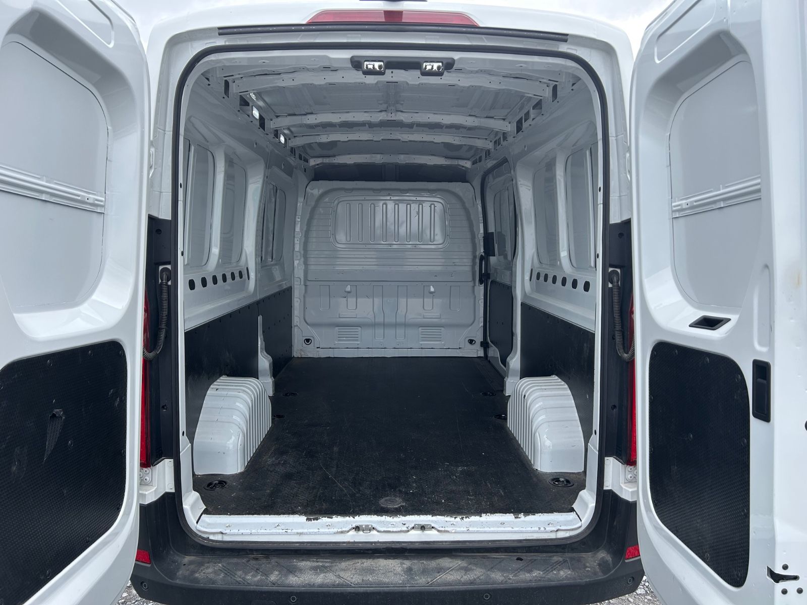 Fahrzeugabbildung Maxus Deliver 9 Kasten Klima L2H2