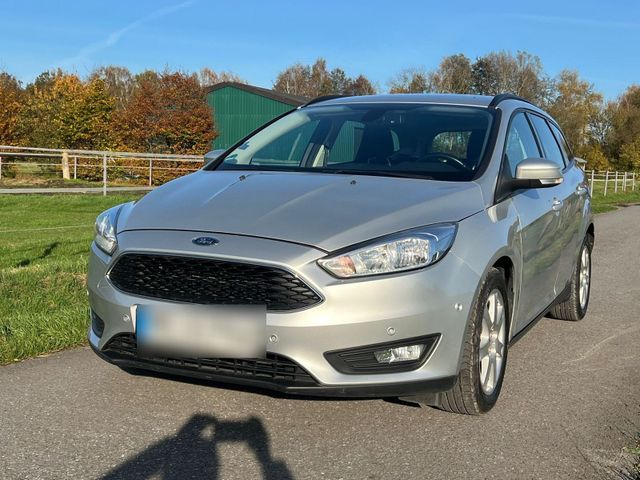 Ford Focus 1.0 EcoBoost Titanium Automatik...