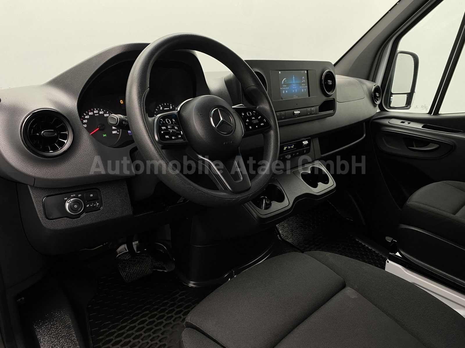 Fahrzeugabbildung Mercedes-Benz Sprinter 317 Automatik *2x Schiebetür* 7906