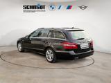 Mercedes-Benz E 220 CDI T BlueEFFICIENCY AVANTGARDE + 1.HAND - Mercedes-Benz E 220: Cdi Avantgarde