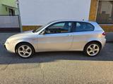 Alfa Romeo 147 1.6 16V TS Sportiva Sportiva - gebrauchte Alfa Romeo 147 aus dem Jahr 2007