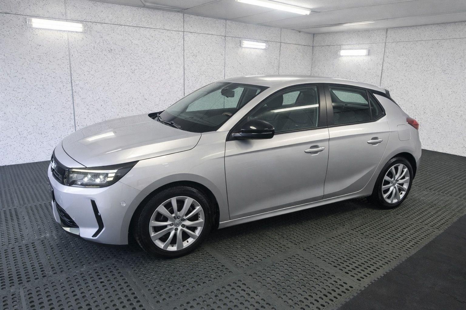 Opel Corsa F Edition NAVI* PDC+Kamera Sitz/Lenkradhzg