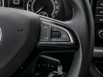 Skoda Kamiq 1.0 TSI Ambition Spurhalteassistent LED