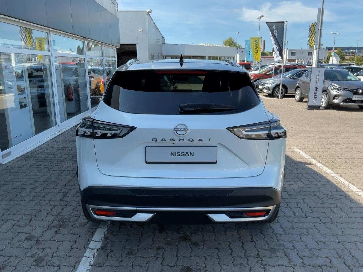 Nissan Qashqai Tekna 1.3 DIG-T 4x4 Kamera|HuD|Virtual