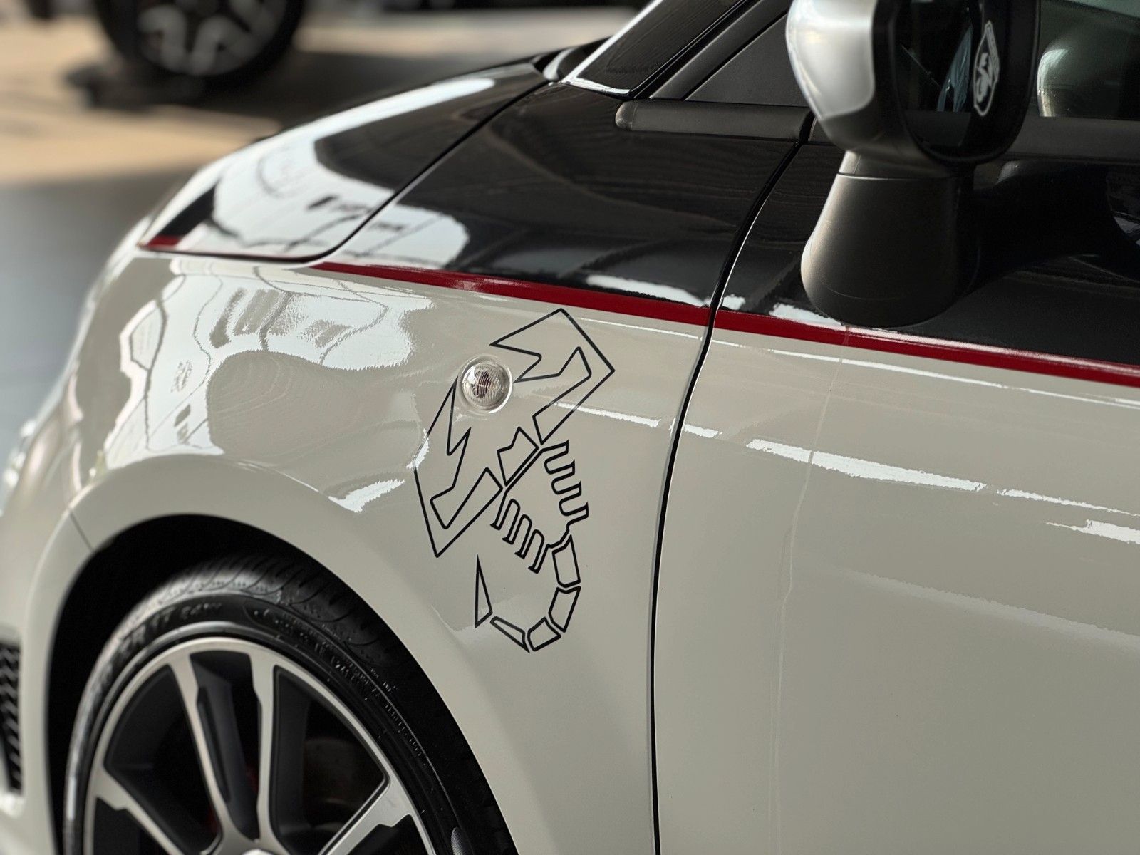 Fahrzeugabbildung Abarth 500 Cabrio 595 C Turismo 70th Anniversary