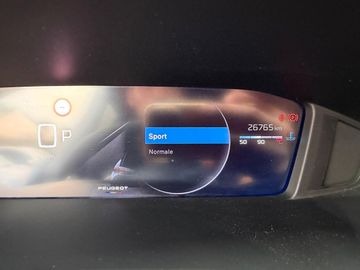 Peugeot 2008 - 12