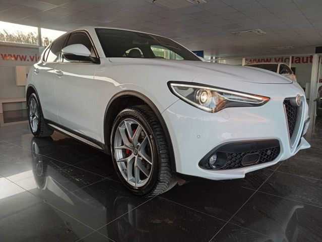 Alfa Romeo Stelvio 2.2 Turbodiesel 210 CV AT8 Q4