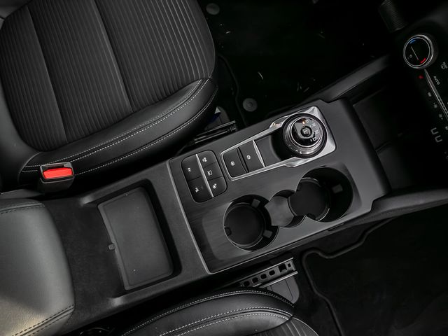Ford Kuga Titanium X ABSTANDSTEMPOMAT LENK-PARKASSI.