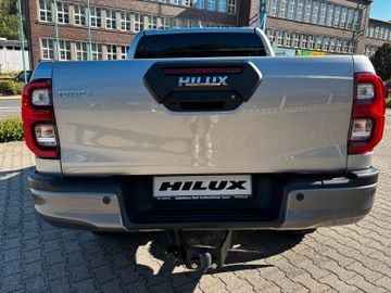 Toyota Hilux - 8