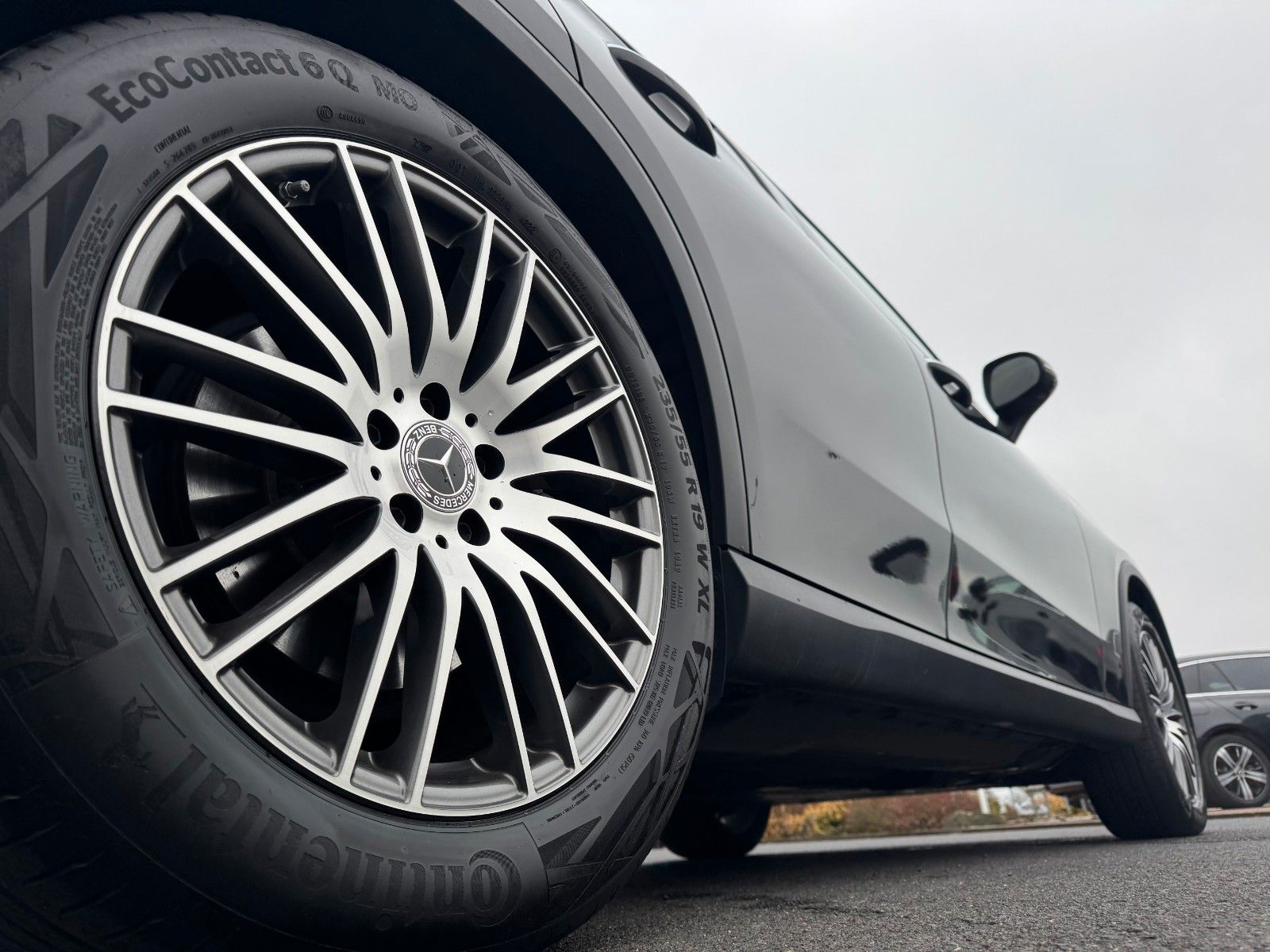 Fahrzeugabbildung Mercedes-Benz GLC 220d 4M AMG+AHK+Burm+STH+360+Night