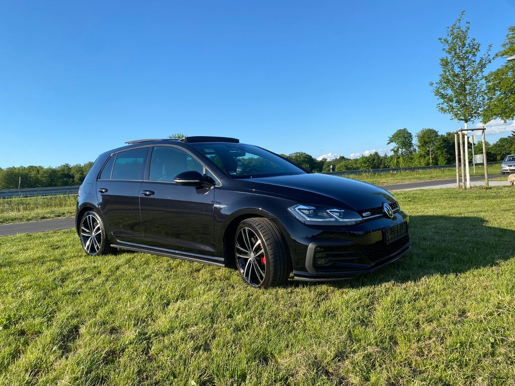 Image of Volkswagen Golf