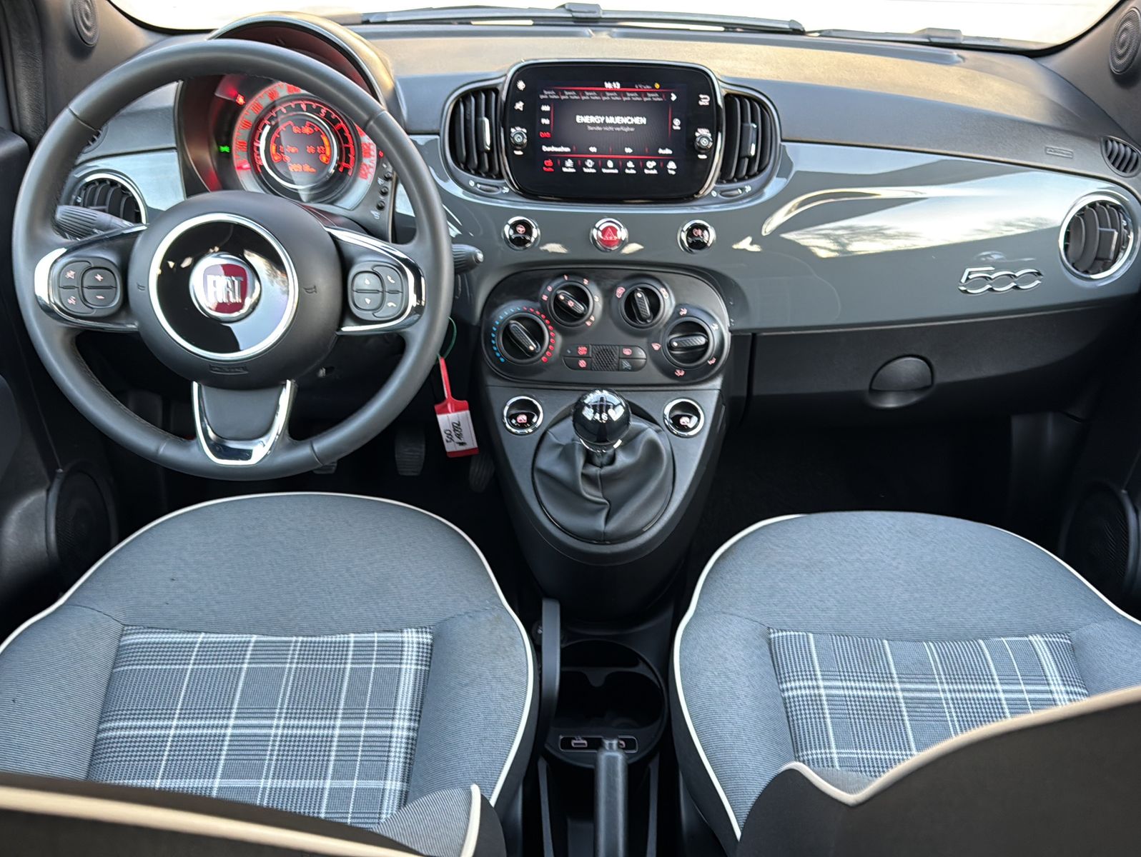 Fahrzeugabbildung Fiat 500 Lounge