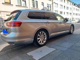 Volkswagen VW Passat 2.0 Baujahr 2016 AHK Highline mi... - VW Passat Gebrauchtwagen in Krefeld
