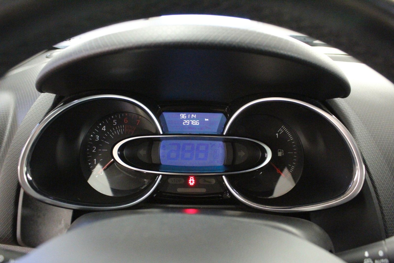 Fahrzeugabbildung Renault Clio TCe 90 Intens*Navi*Klima*PDC*