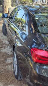BMW 320d - Limousine F30 - BMW 3 Series: F30