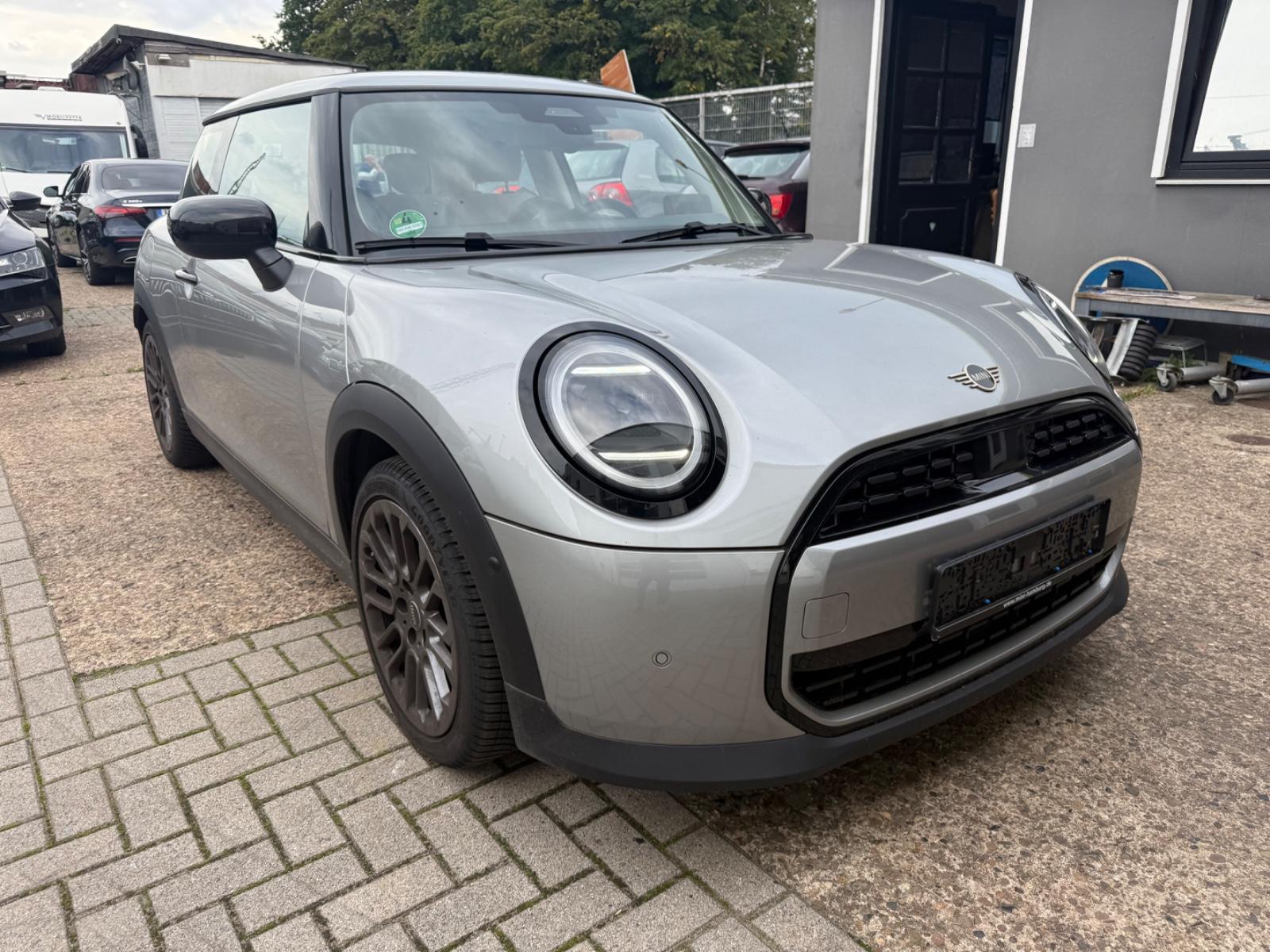 MINI COOPER Mini 3-trg. Cooper C Classic Trim