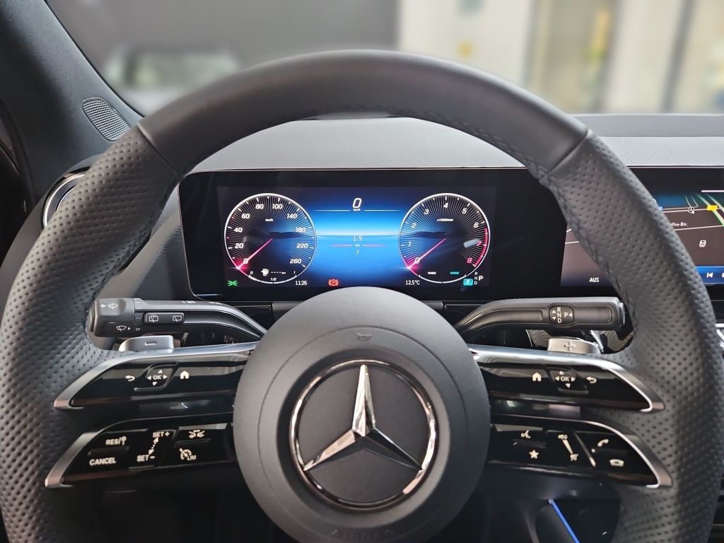 Fahrzeugabbildung Mercedes-Benz GLA 200 ++ AMG+EDITION+NIGHT+AHK+WINTER-PAKET ++
