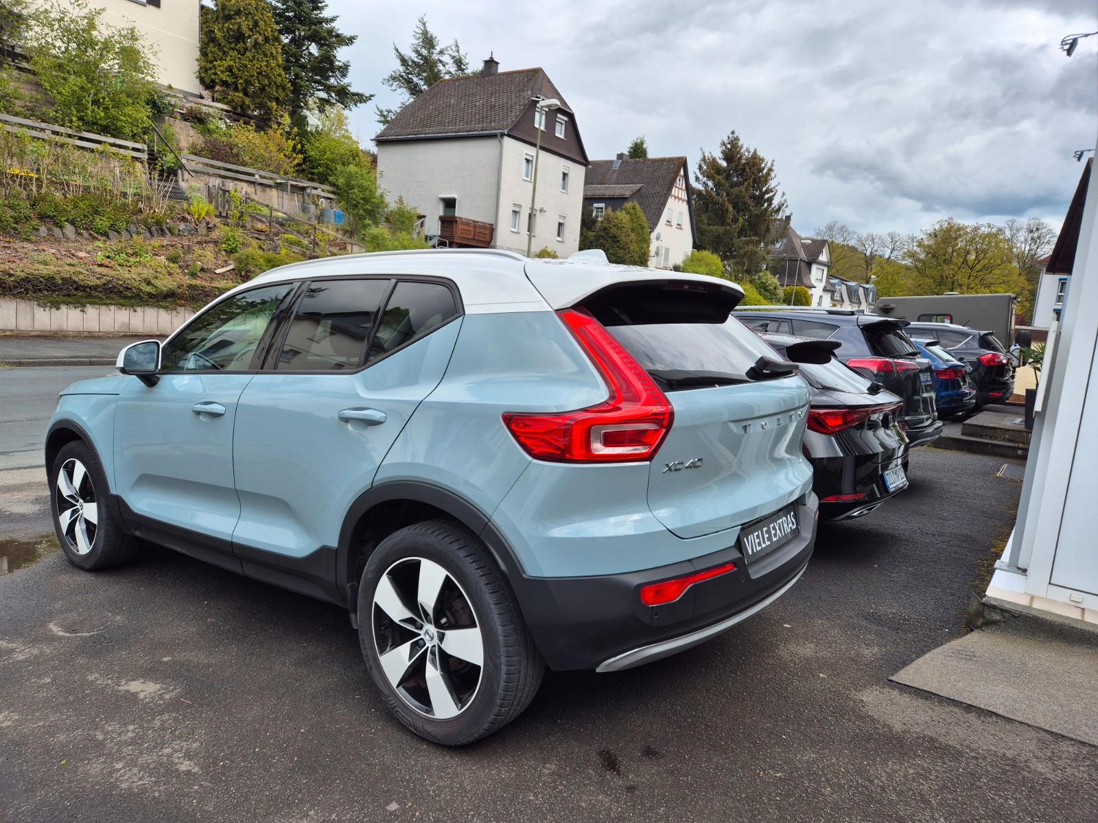 Volvo XC40 1,5 Momentum/Bicolor/Sound/Motorhaube Hagel