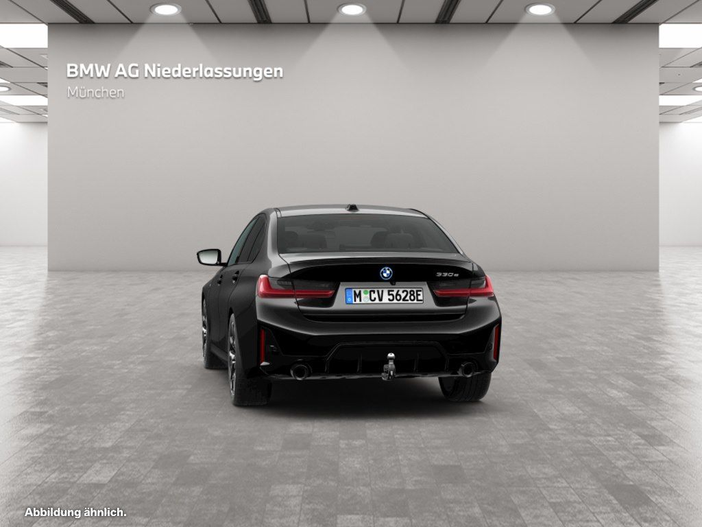 BMW 330 - Bild 9