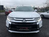Mitsubishi Outlander 2.0 MIVEC Kamera*AHK* TÜV NEU 1-Hand - Mitsubishi Outlander: Mivec