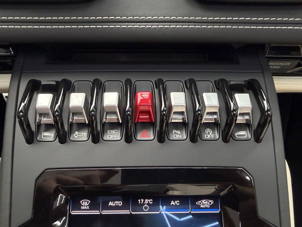 Lamborghini Huracan EVO Spyder AWD Blu Sideris Lift Kamera foto 15