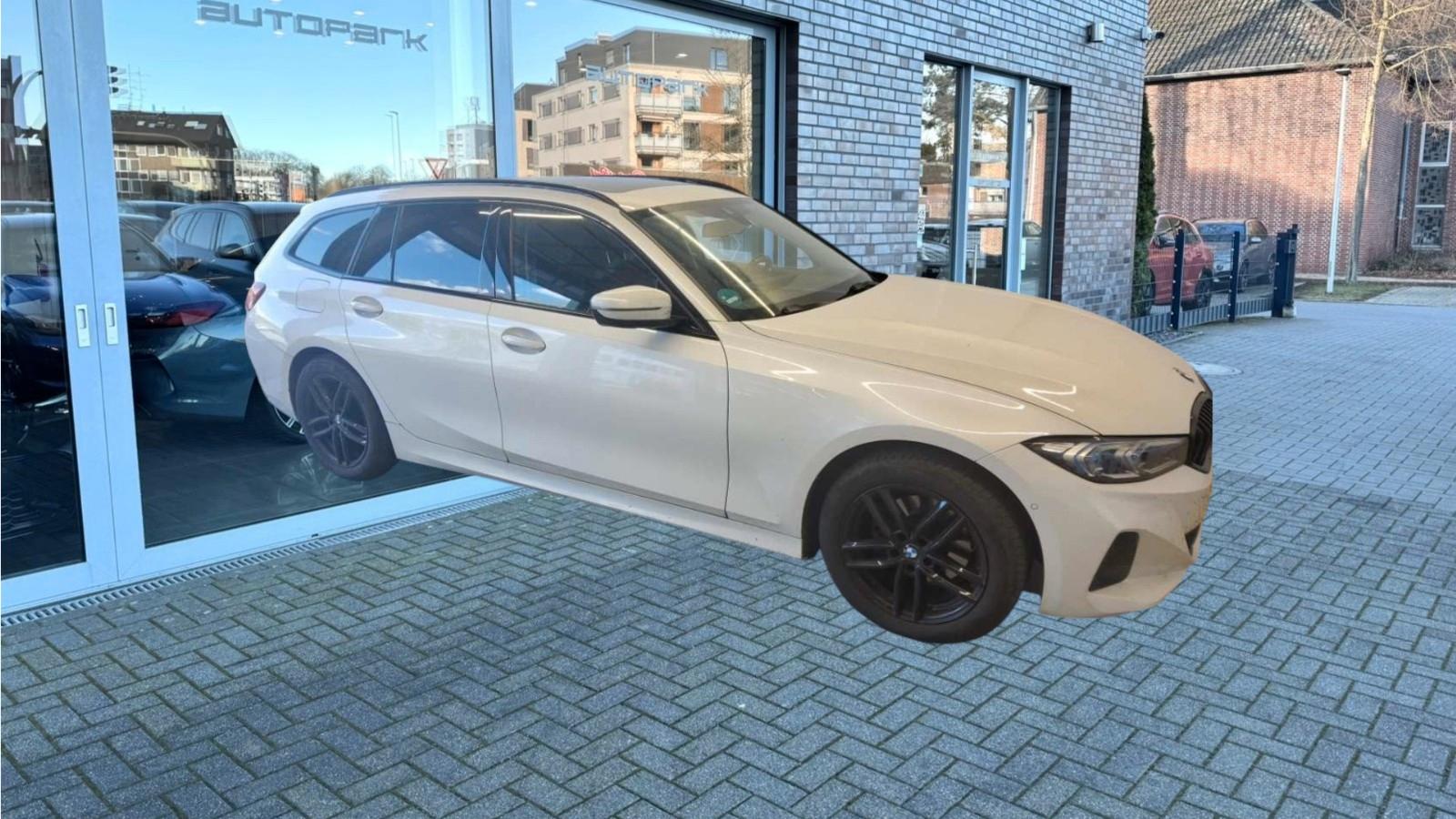 BMW 320d T Kamera HUD ACC PANO DA AHK adapt.LED