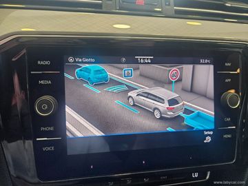 Volkswagen Passat - 11