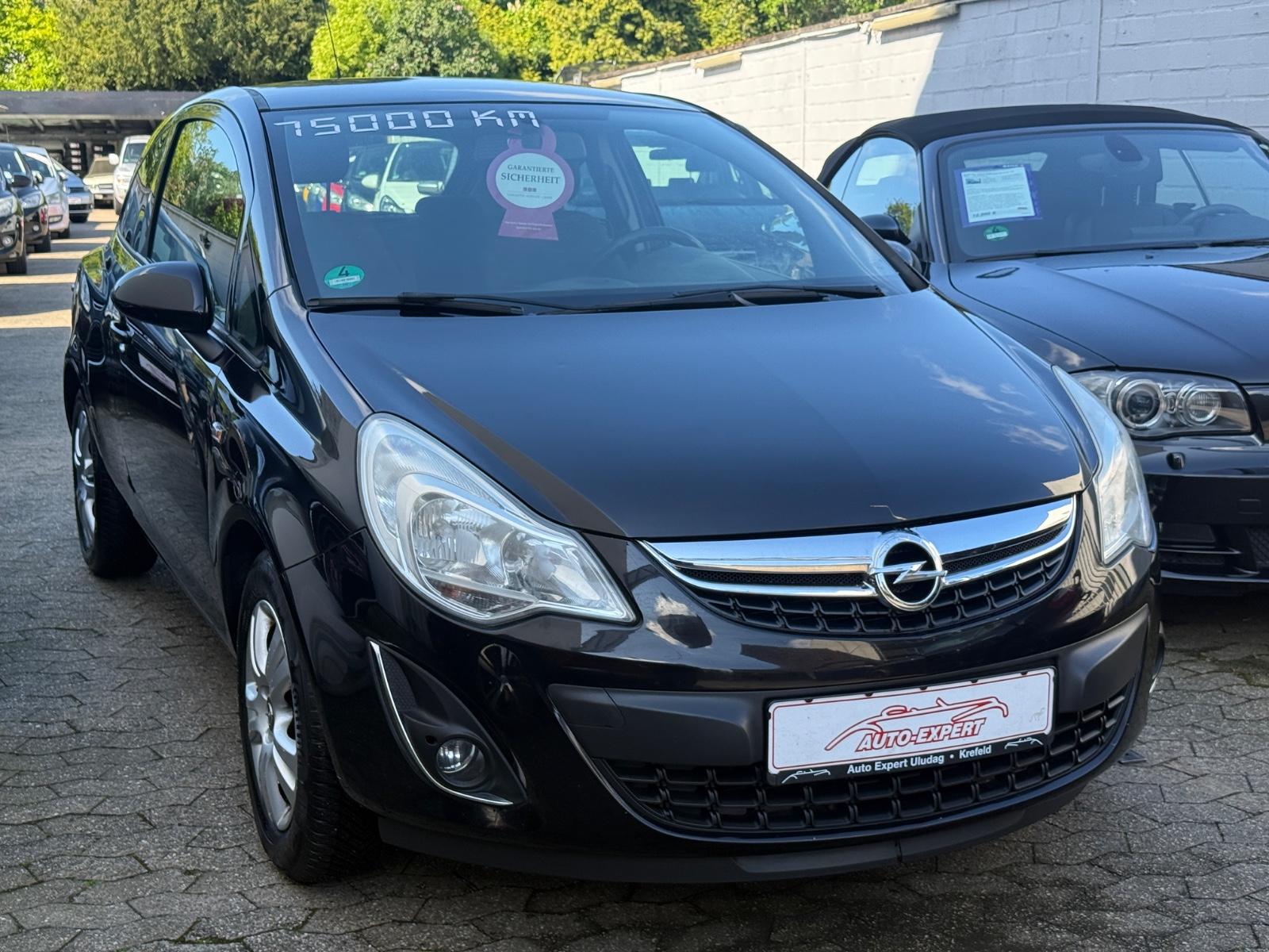 Opel Corsa D Satellite 1.4 KLIMA+PDC+VOLL SCHECKHEFT