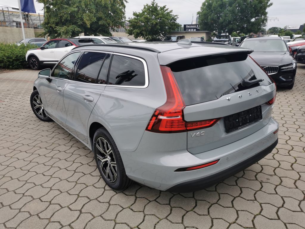 Fahrzeugabbildung Volvo V60 B3 B Core+LED+Kamera+BLIS+