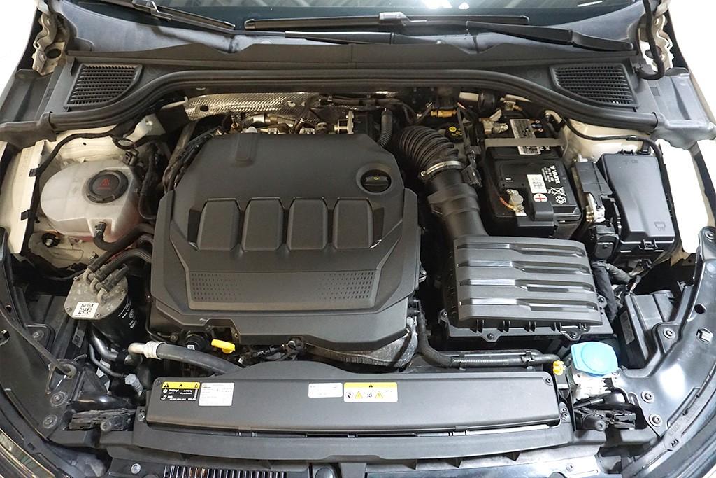Volkswagen Golf 8 2.0TDI DSG Life Virtual AHK Sthz Navi, миниатюра 14
